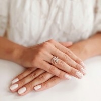 Złoty pierścionek zaręczynowy 420-1 333 8K cyrkonia 